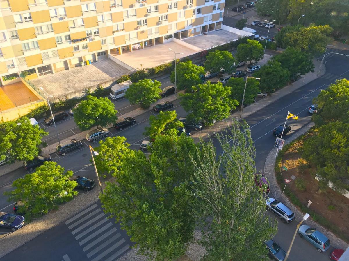 Lisbon Sky View 3Br Home + Near Airport + Free Parking Luaran gambar